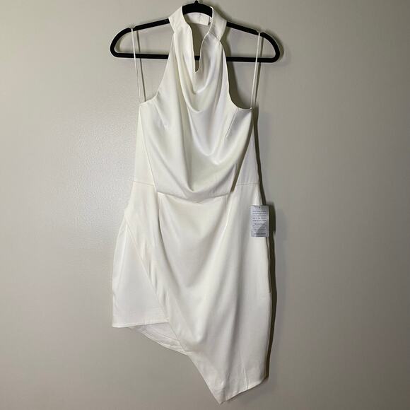 Elliatt Camo Mini Dress in White Halter Neck Asymmetrical Hem NWOT Size L - Picture 3 of 9